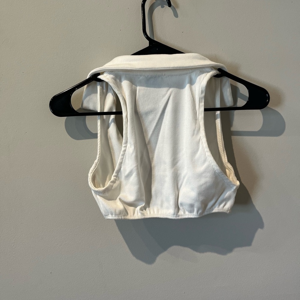 White Collared Crop Top - Picture 3 of 3